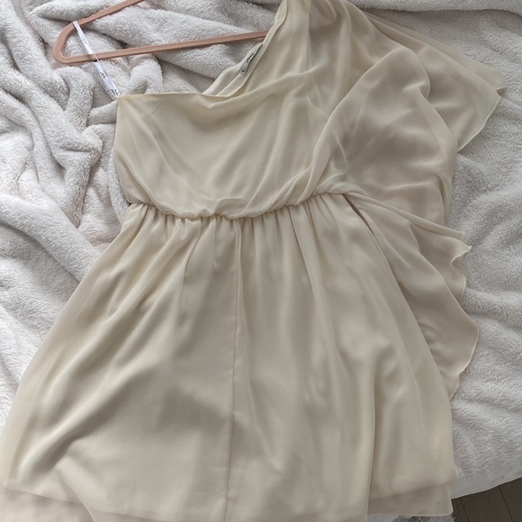 Cream One Shoulder Papaya Dress - Picture 2 of 4